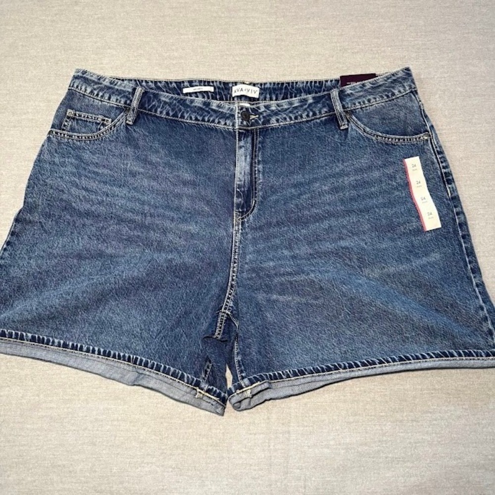 Ava & Viv Womens High-Rise Relaxed Fit Midi Denim Shorts Blue Plus Size 24W NWT